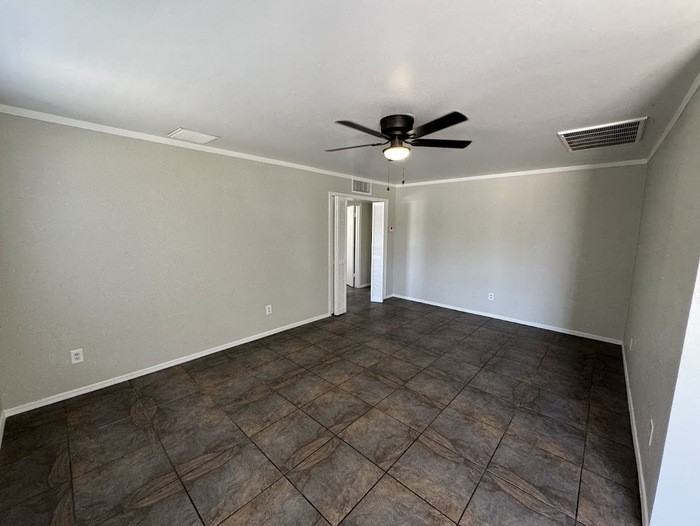 3241 W Pierson St - Photo 2 of 22