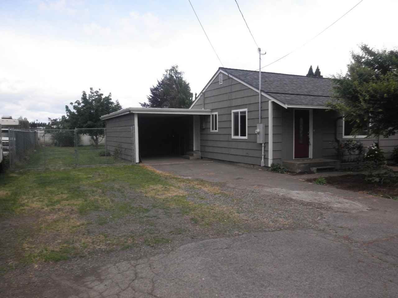 3565 48th Ave Ne - Photo 3 of 33