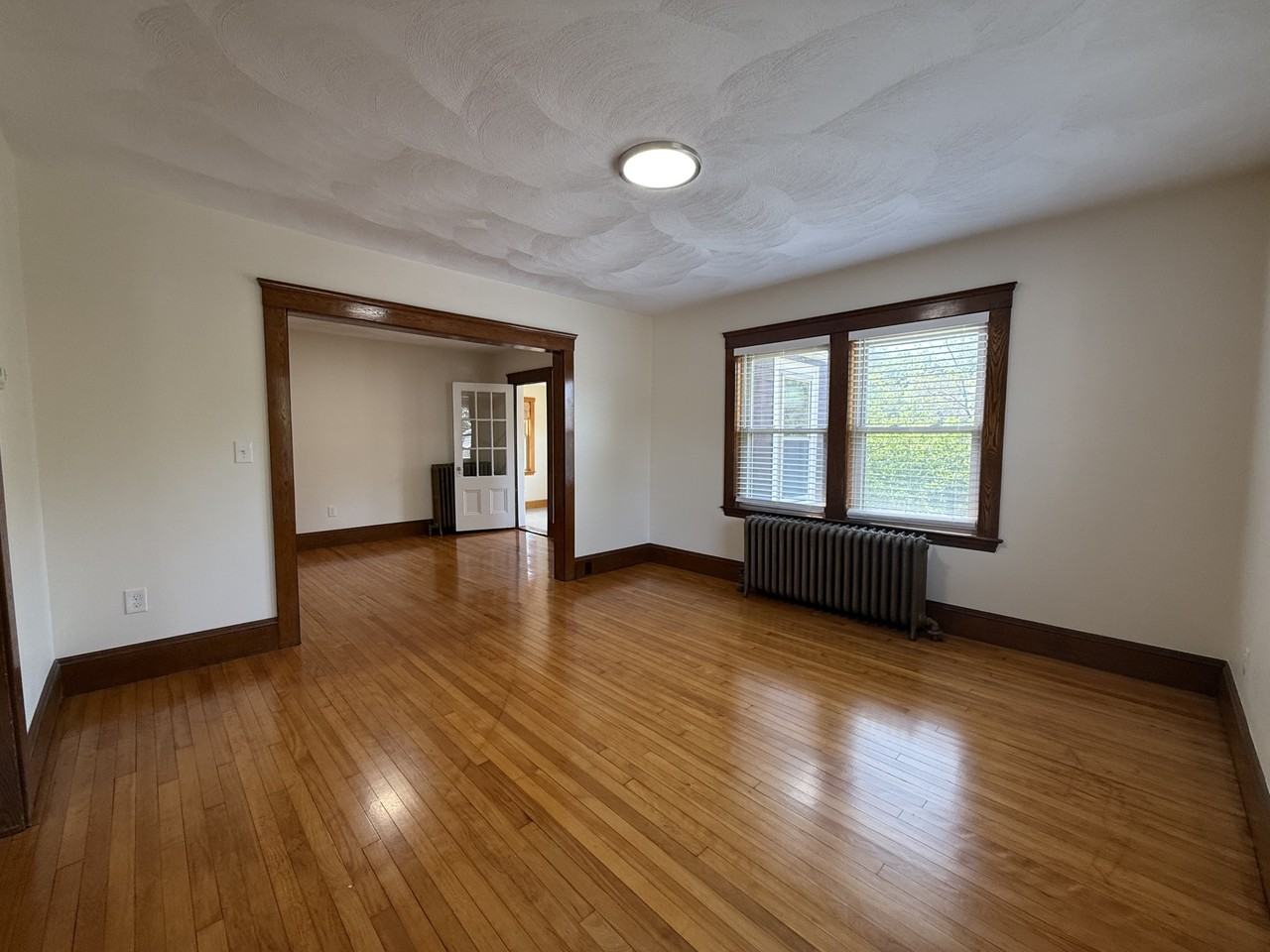 585 High St #2