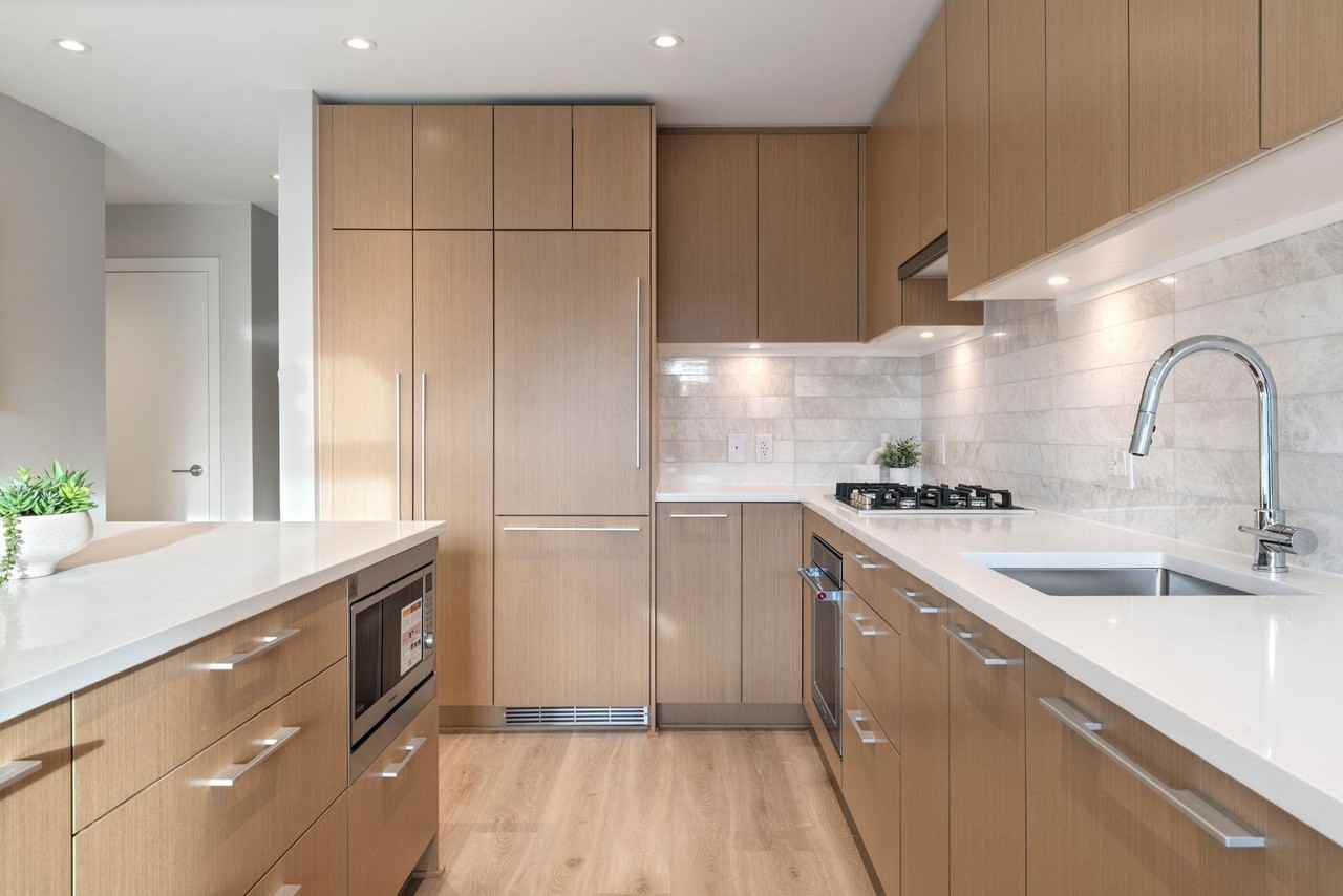 110 17th Street East #314 - Photo 4 of 14