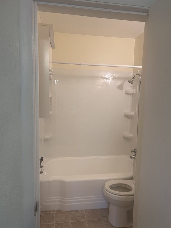 1208 N 7th St #5 - Photo 5 of 5