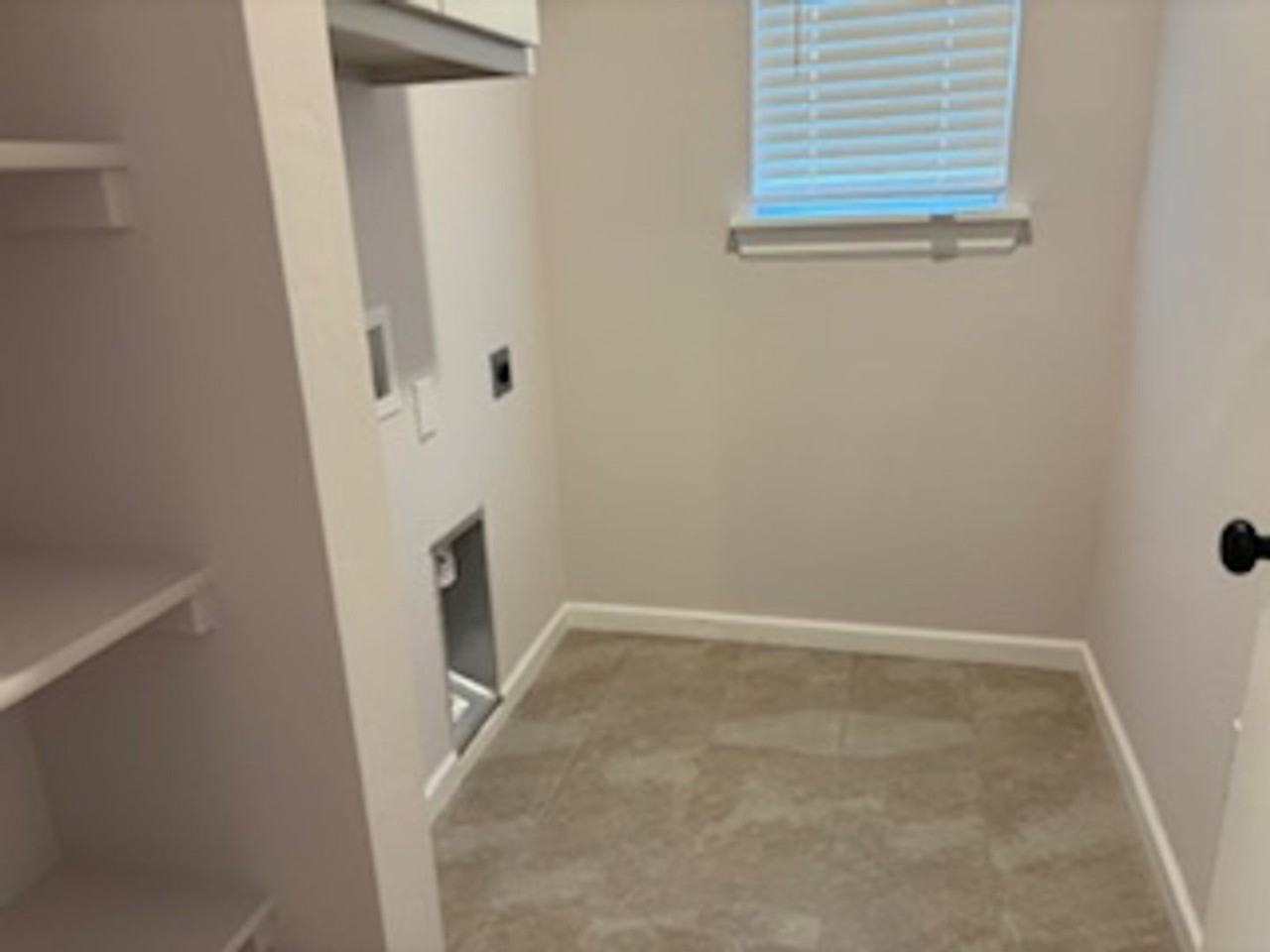 1036 Se 16th Ter - Photo 7 of 20