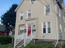 featured image of 90 High St