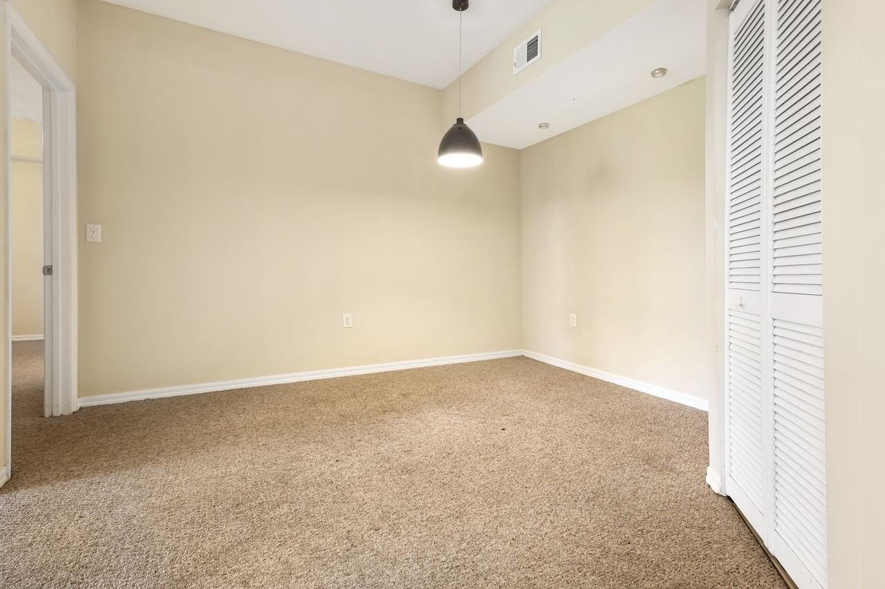 5500 Bentgrass Dr - Photo 5 of 29