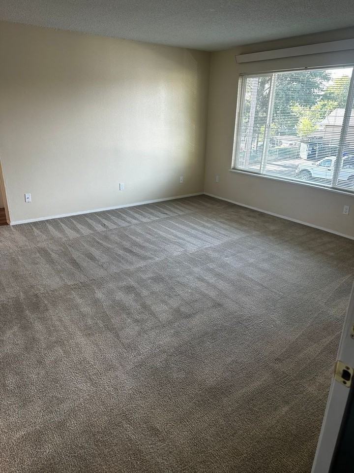 106-Cedar Tree Investments, LLC - Photo 2 of 21