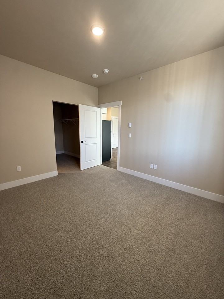 5377 Elyn Loop #409 - Photo 6 of 11