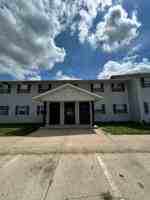 featured image of 801 E Springhill Dr
