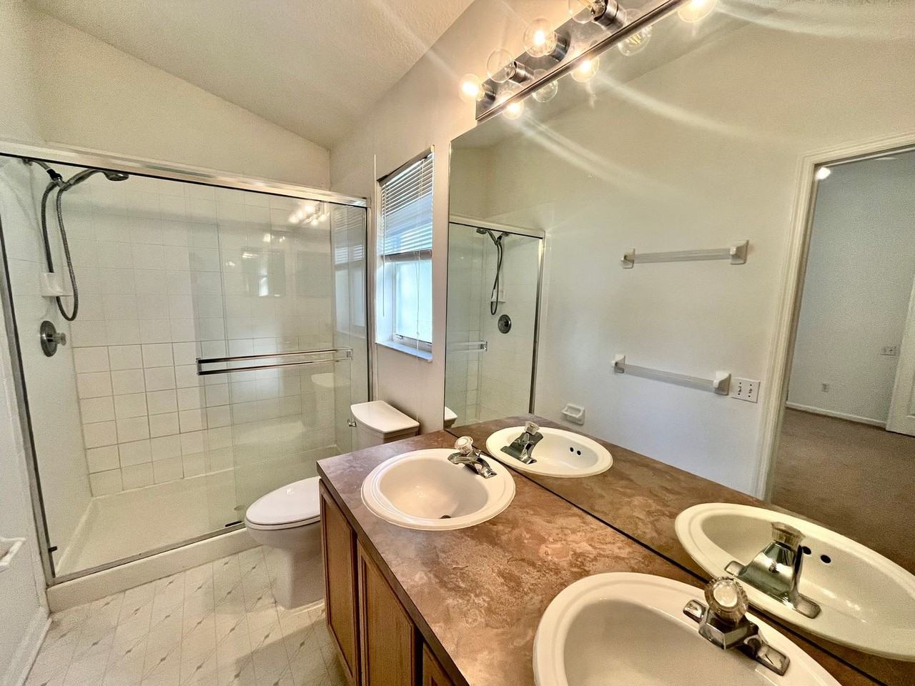 1709 Pine Bay Dr - Photo 6 of 27