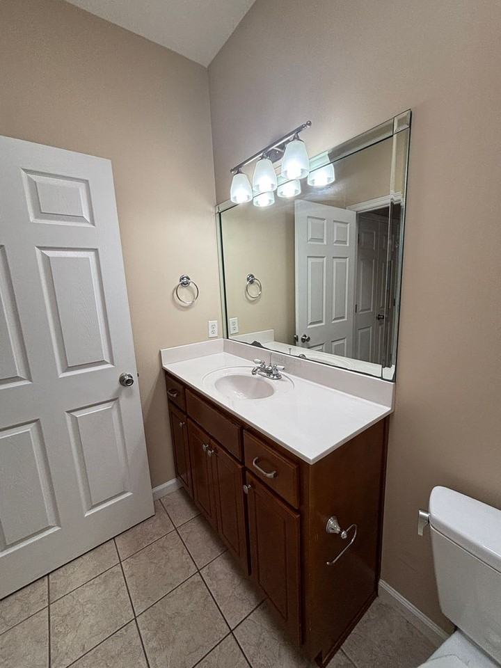 2416 Camryns Xing - Photo 2 of 23