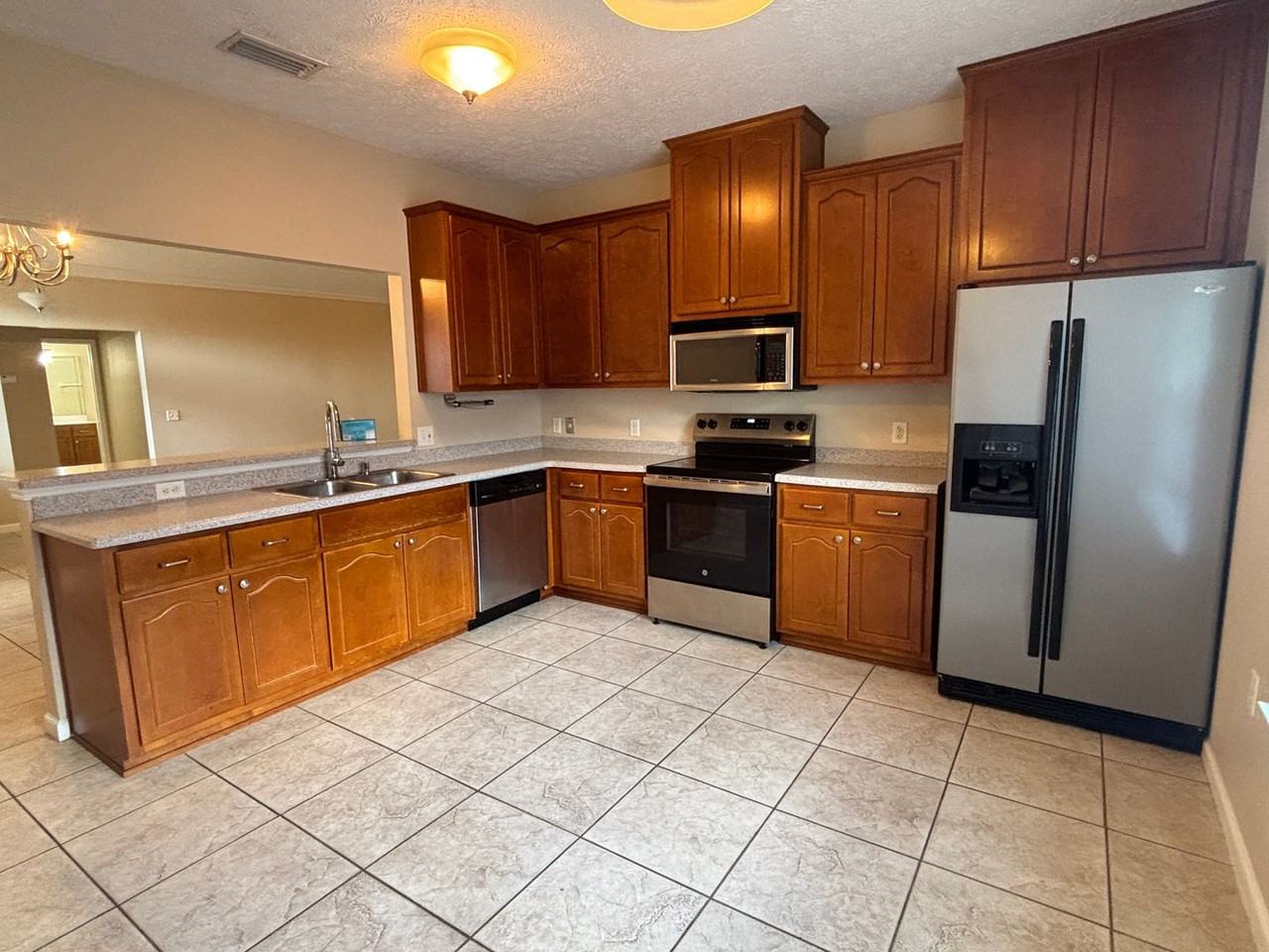 2416 Camryns Xing - Photo 5 of 23