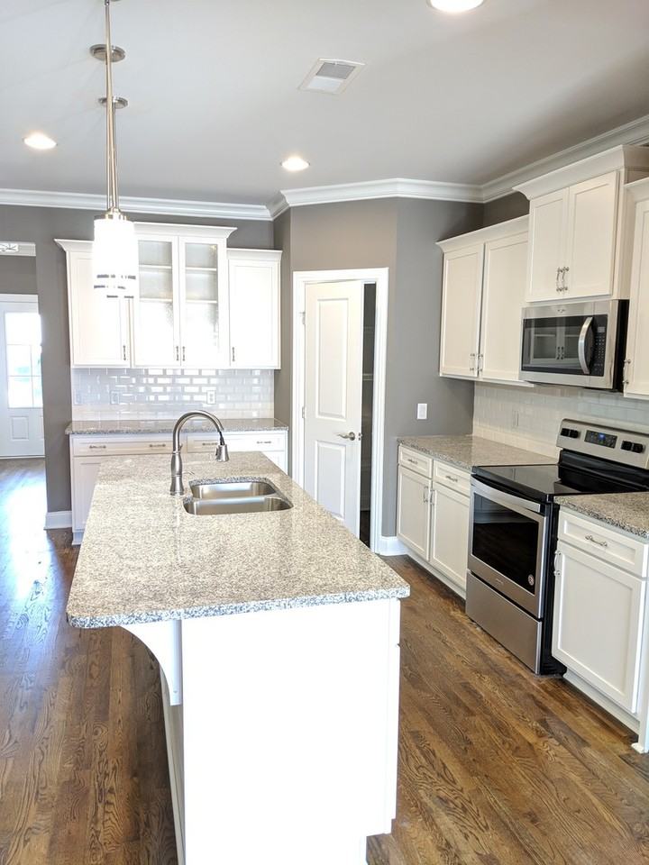 4060 Liberton Way - Photo 2 of 6