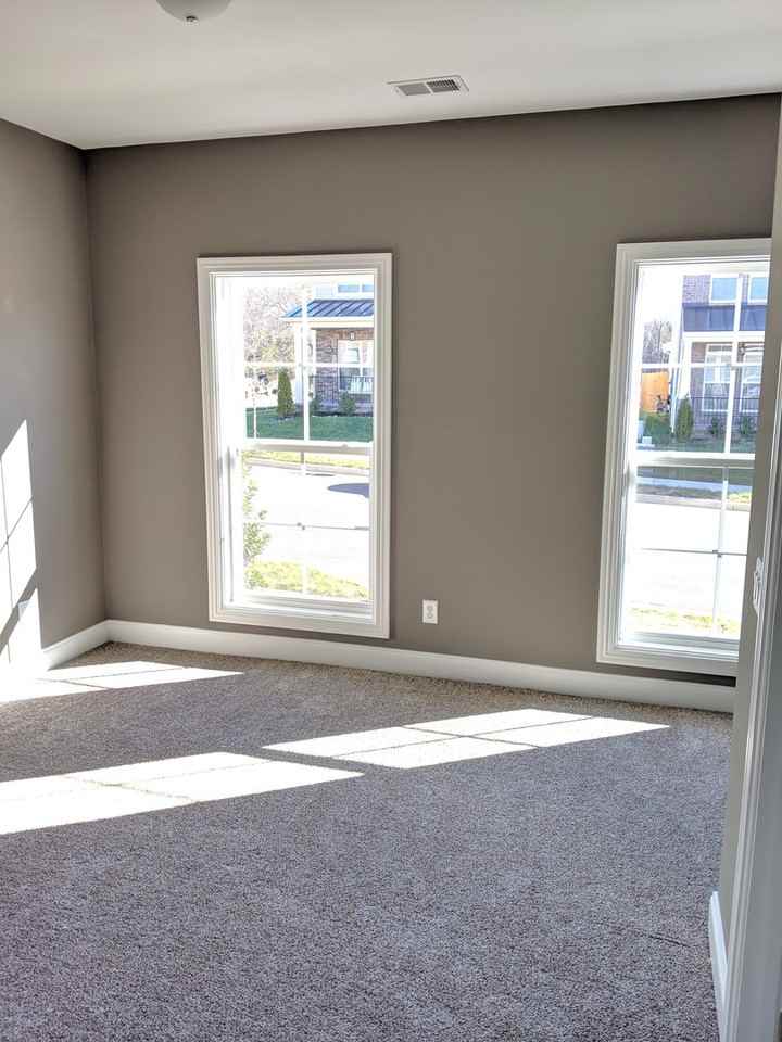 4060 Liberton Way - Photo 4 of 6