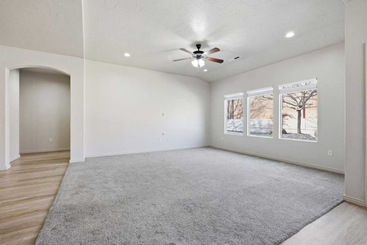 155 E Holly Way - Photo 3 of 15
