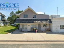 featured image of 1062 Davis St