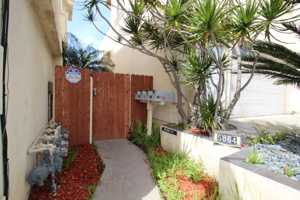 featured image of 5860 5860 - 5864 Mildred Street