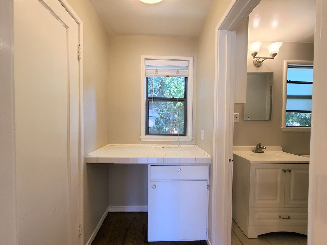775 S Shoreline Blvd #5 - Photo 7 of 8