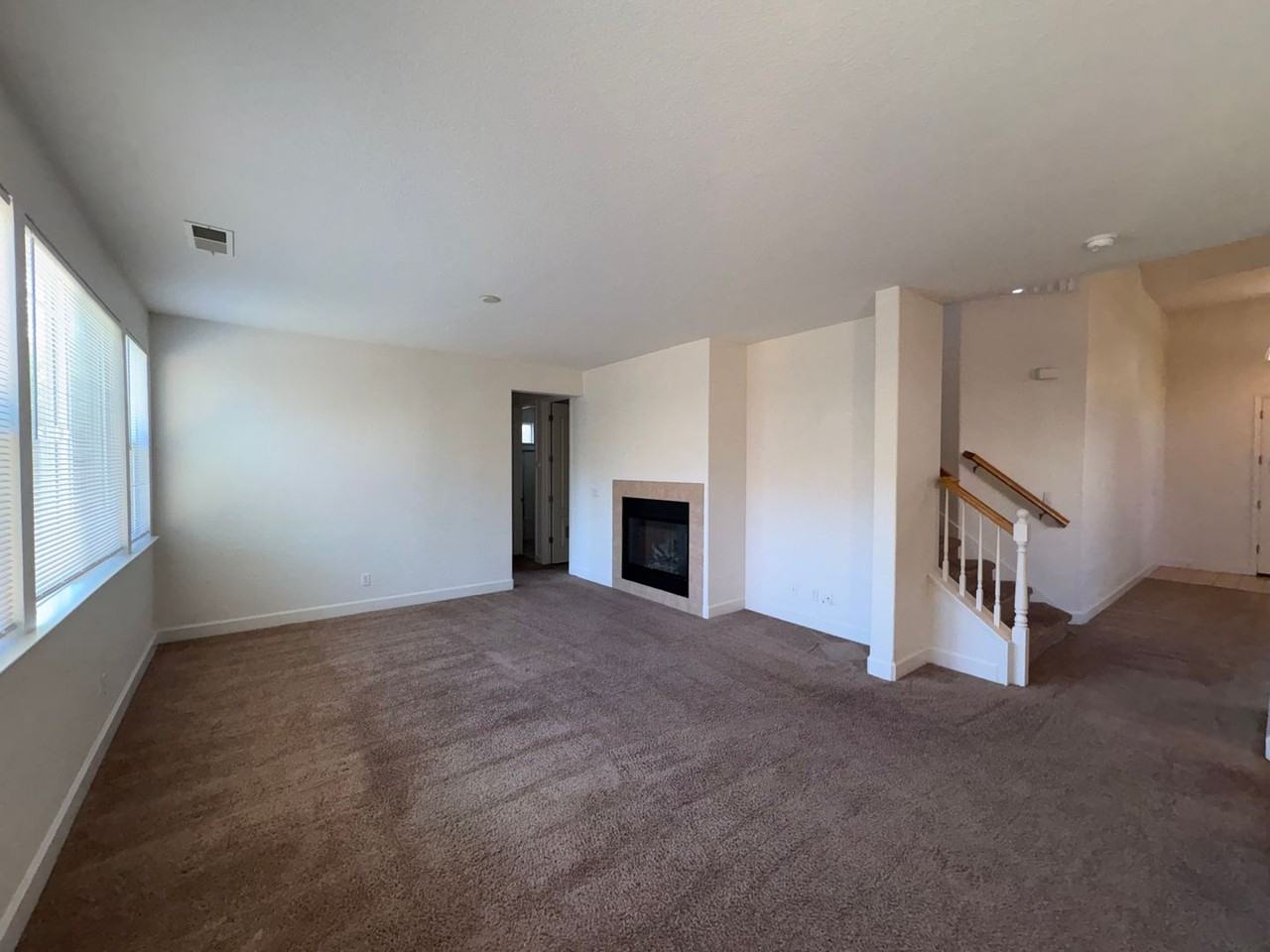 100 Mount Adams Cir - Photo 7 of 42