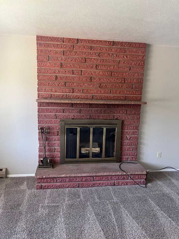 604 Chestnut St - Photo 2 of 6