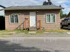featured image of 305 305 Rosewood Ave.-Single - Family