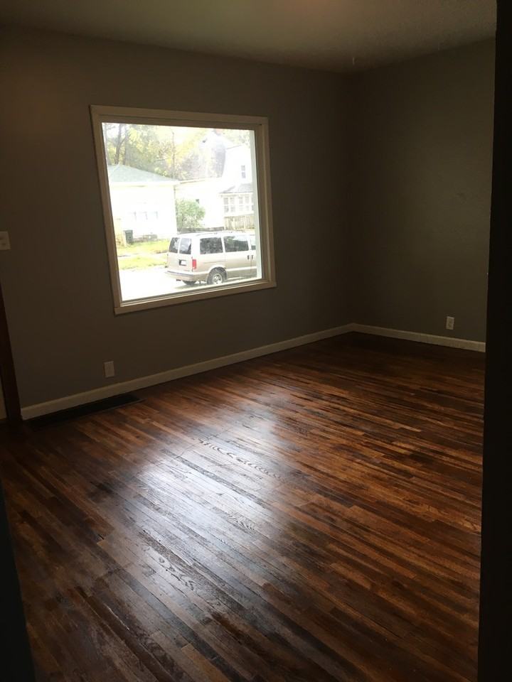 243 Polk St - Photo 3 of 8