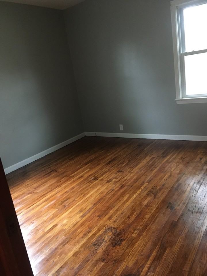243 Polk St - Photo 5 of 8