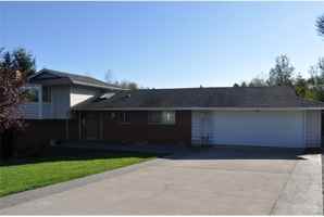 featured image of 2433 Fieldview Dr