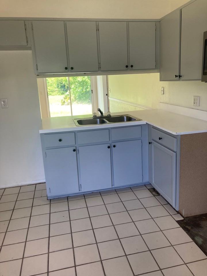 2671 Bentley Dr - Photo 4 of 16