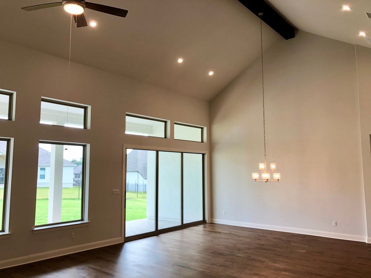 1920 Murano Ln - Photo 4 of 25