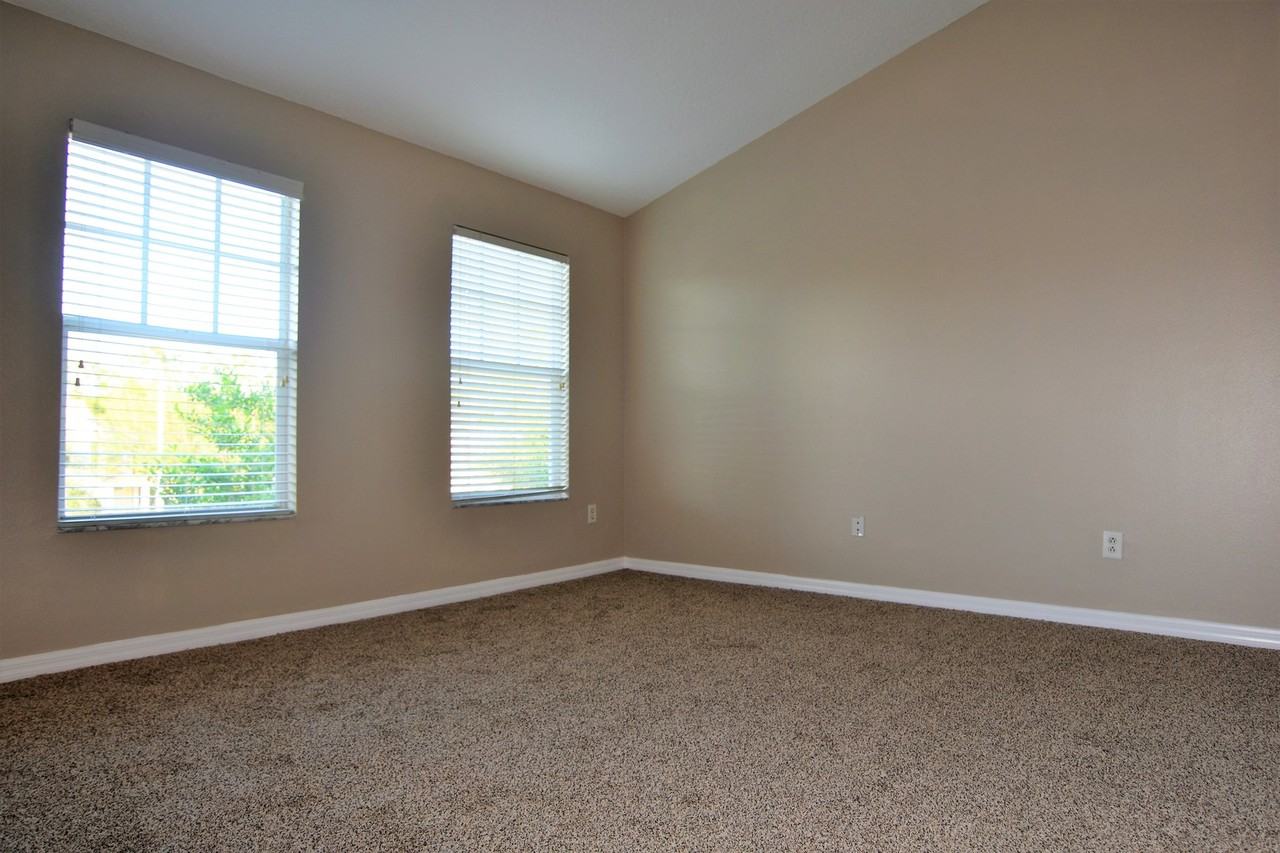 11037 Black Swan Ct - Photo 7 of 8