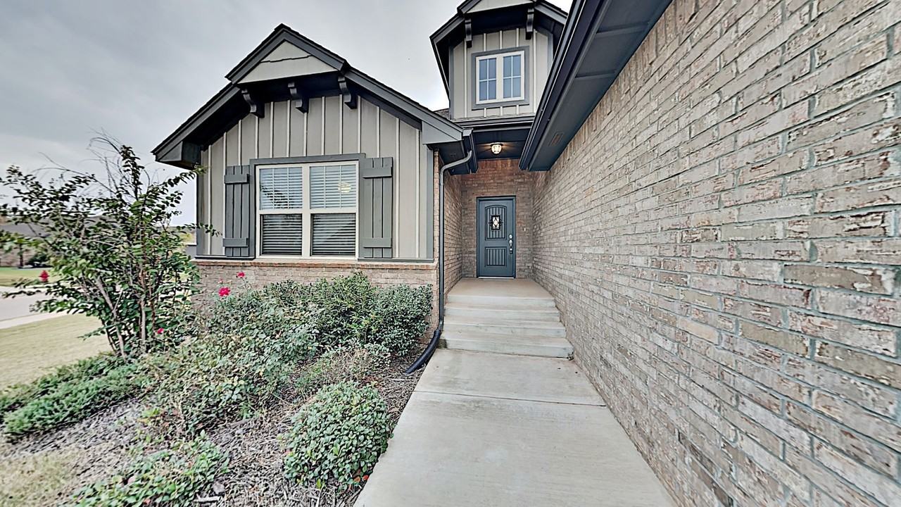 6224 Beverly Hills Dr - Photo 4 of 29