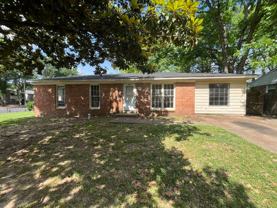 8015 Pinebrook Dr - Photo 1 of 1
