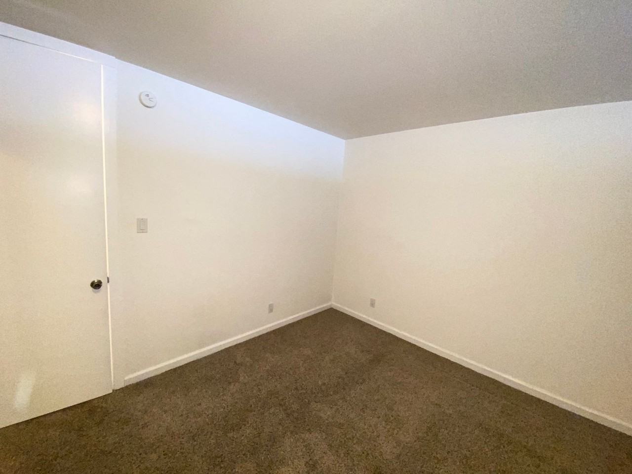 751 Tahoe Blvd - Photo 5 of 8