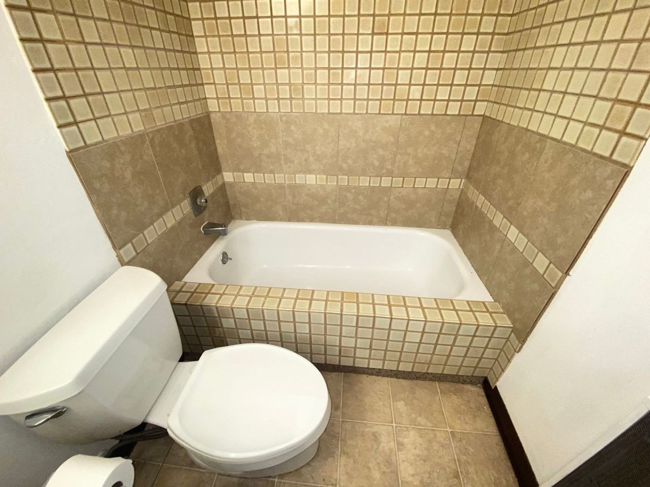 751 Tahoe Blvd - Photo 6 of 8