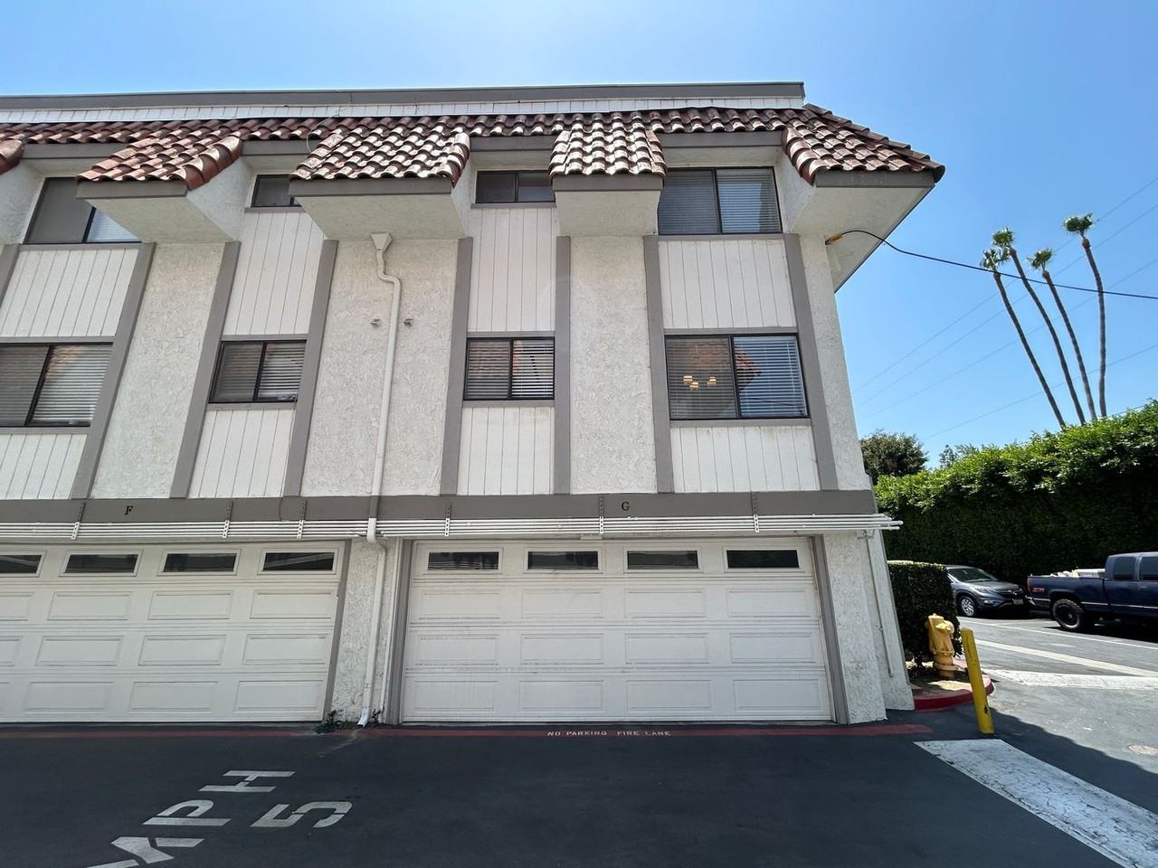 2202 N Broadway #G - Photo 2 of 21