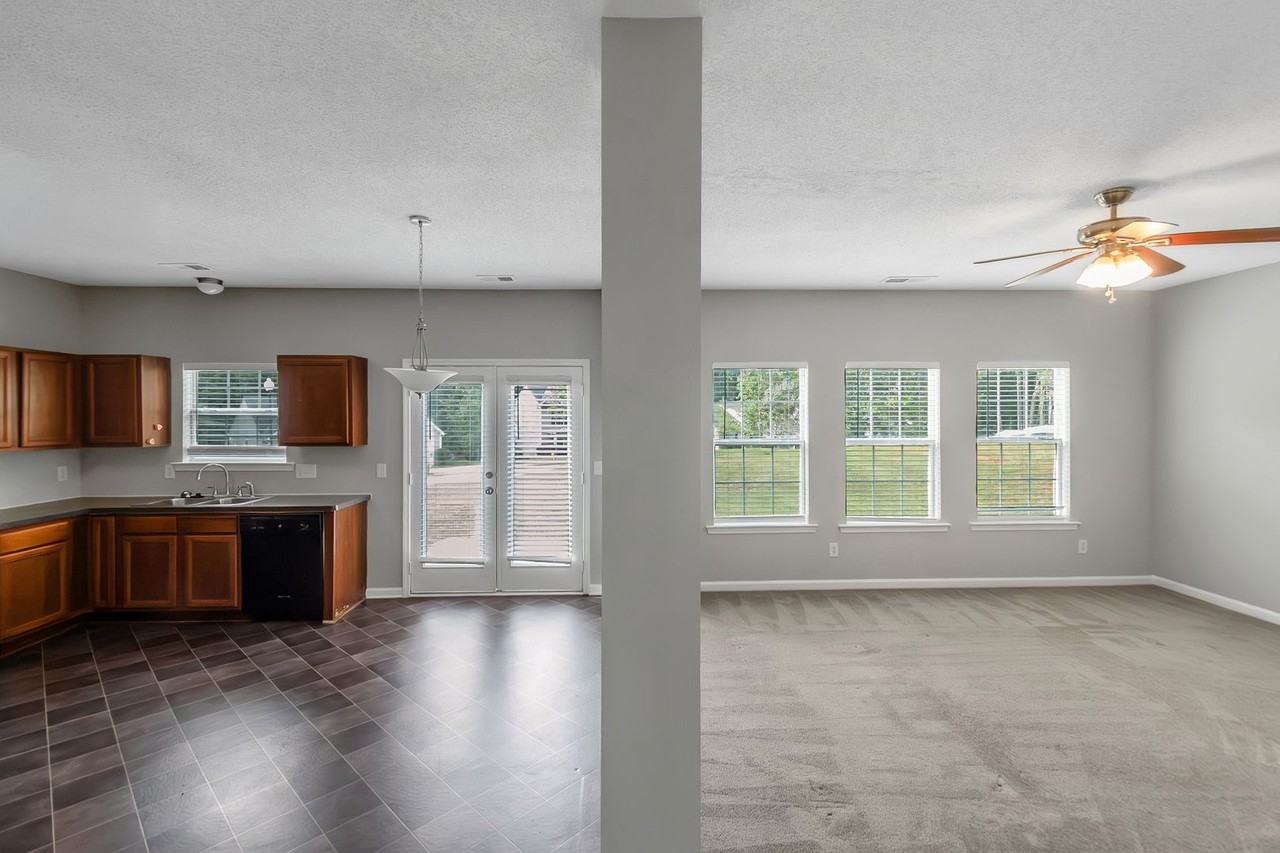725 Crystal Bay Rd - Photo 6 of 31