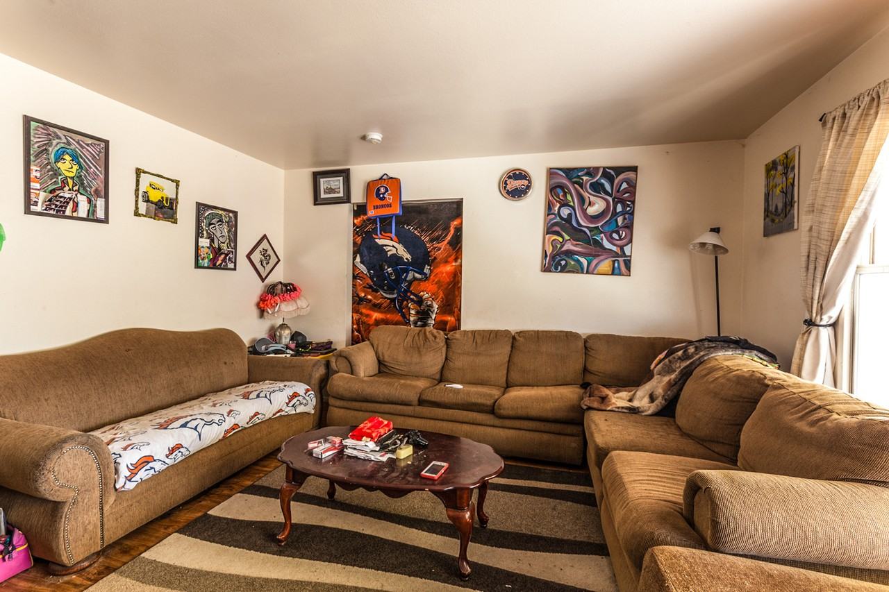 1100 Skyline Dr - Photo 5 of 44