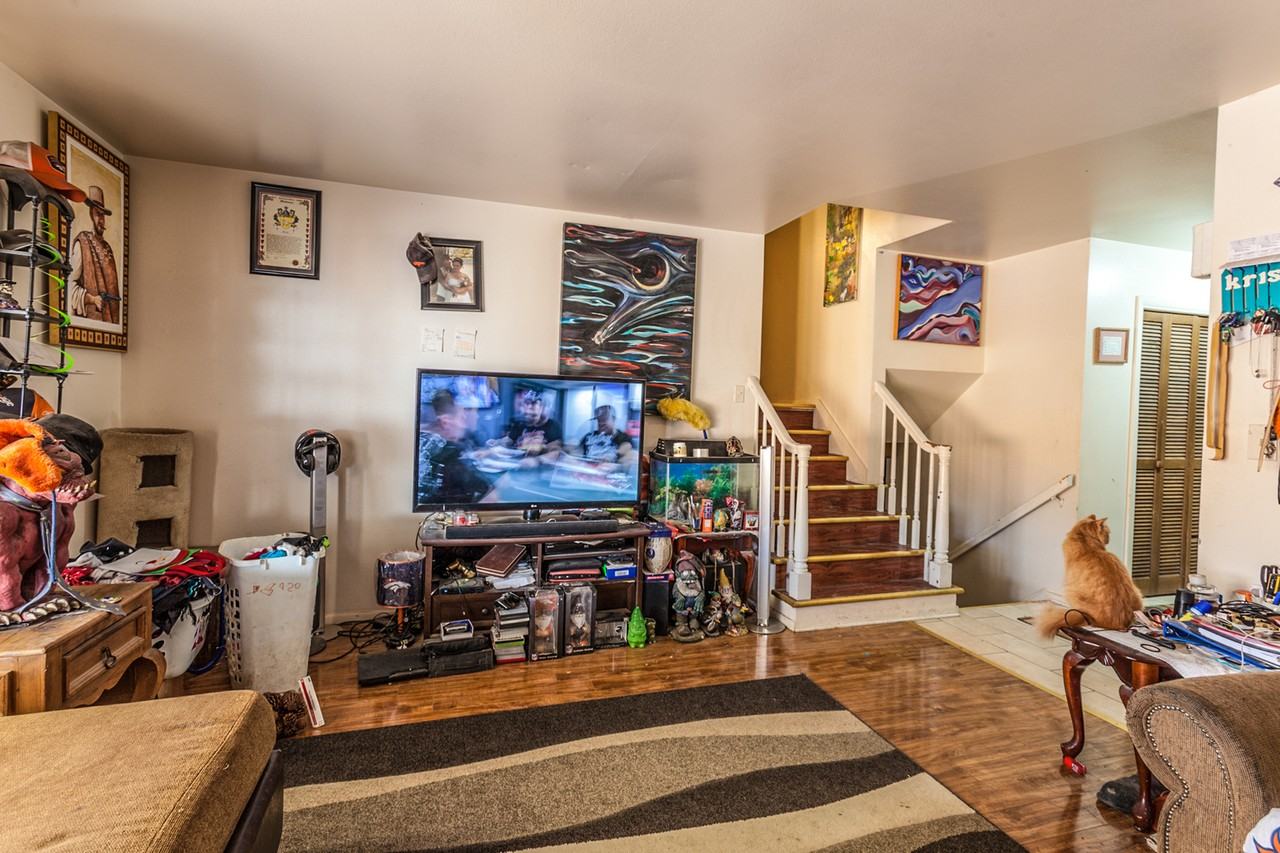 1100 Skyline Dr - Photo 7 of 44