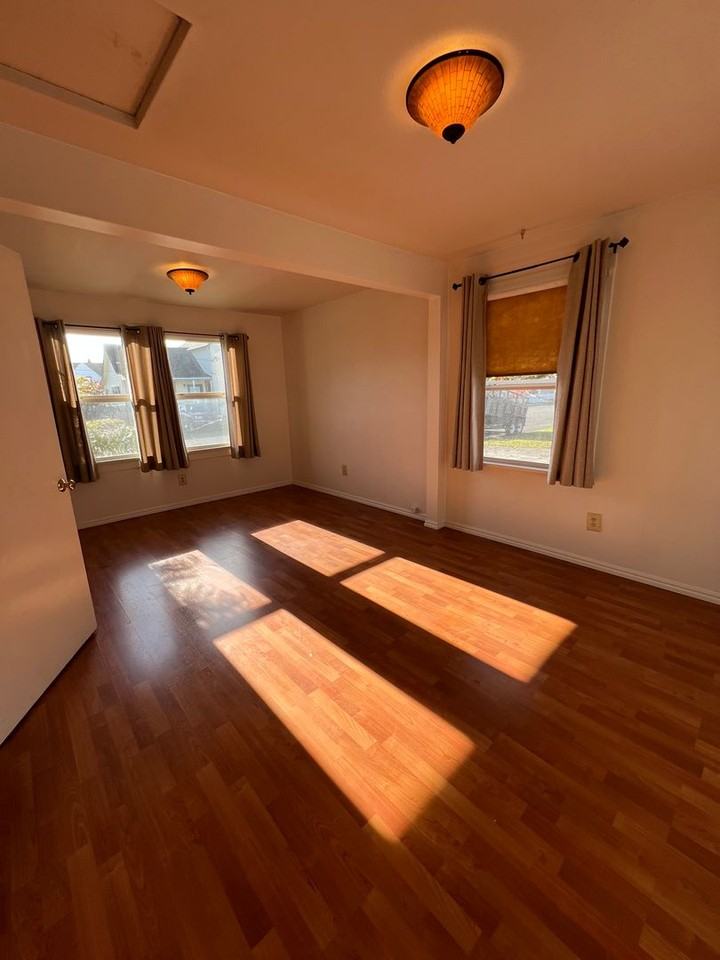 750 B St - Photo 7 of 15