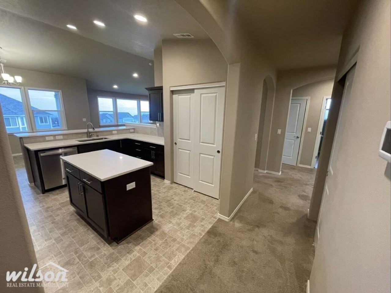 5300 Sage Way - Photo 7 of 23