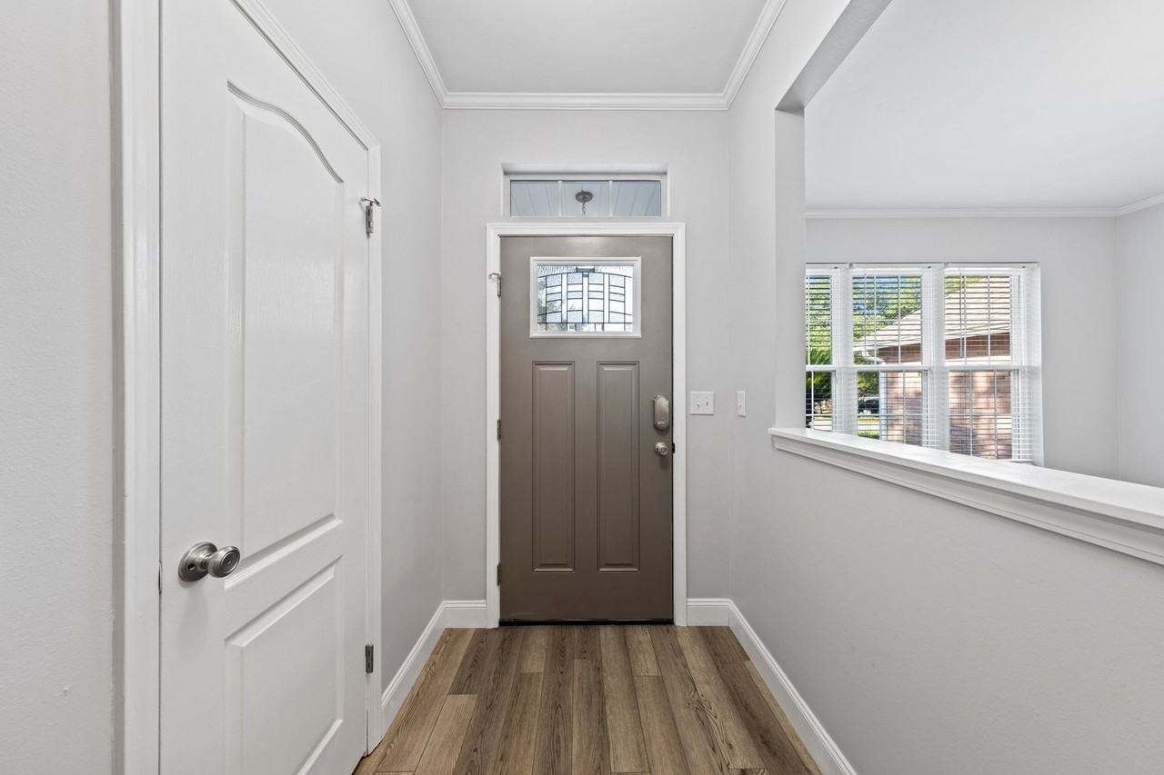 508 Garden Oaks Cv - Photo 5 of 50