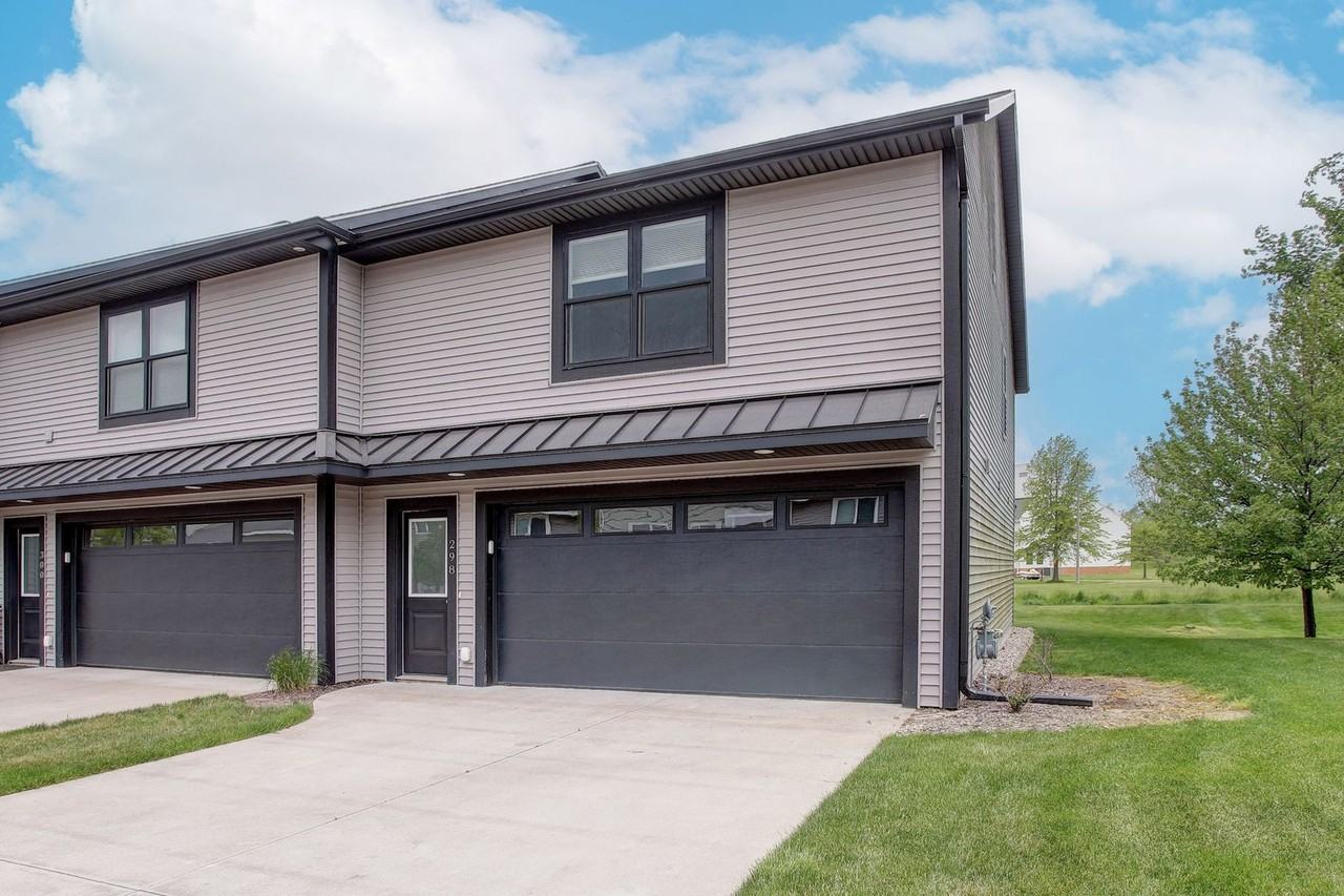 298 Northwest Xing