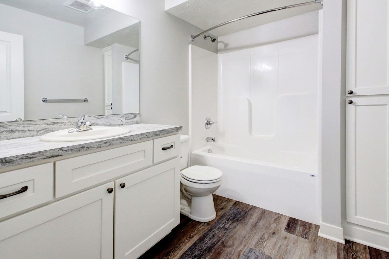 298 Northwest Xing - Photo 7 of 21