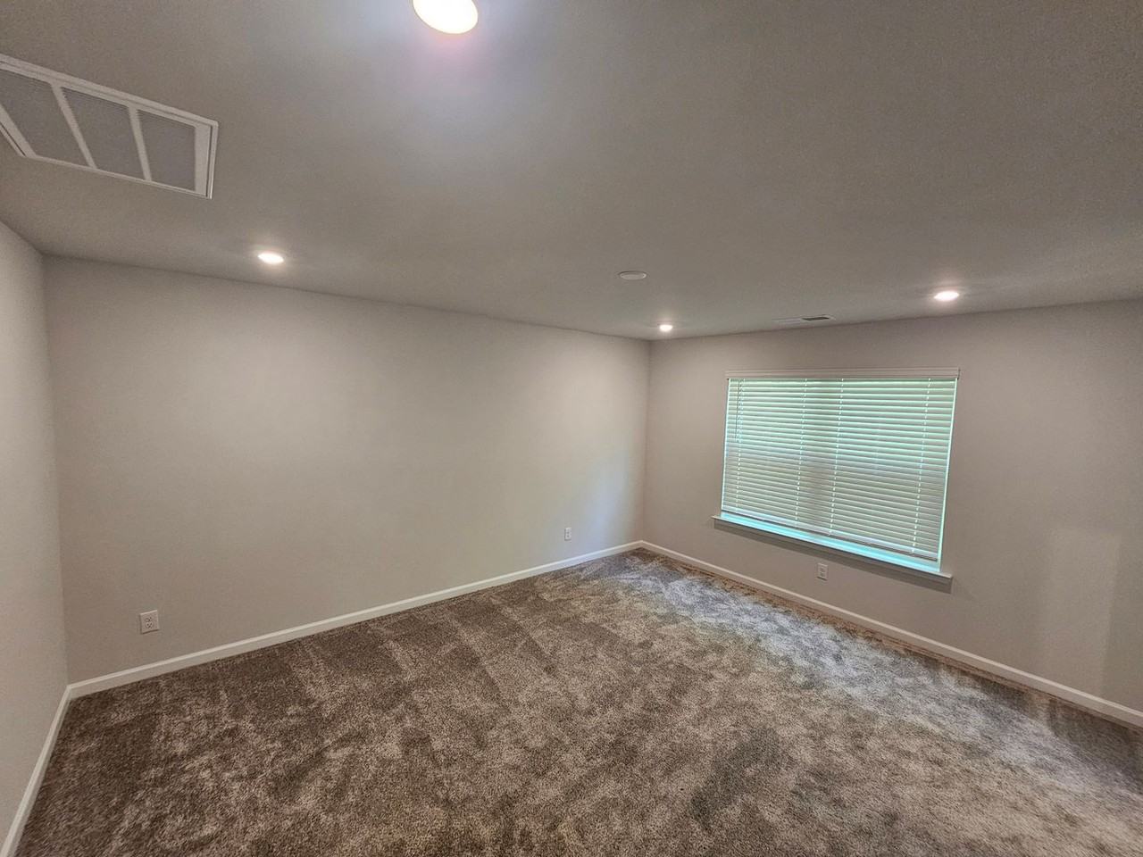 2109 Strawberry Patch St - Photo 5 of 43