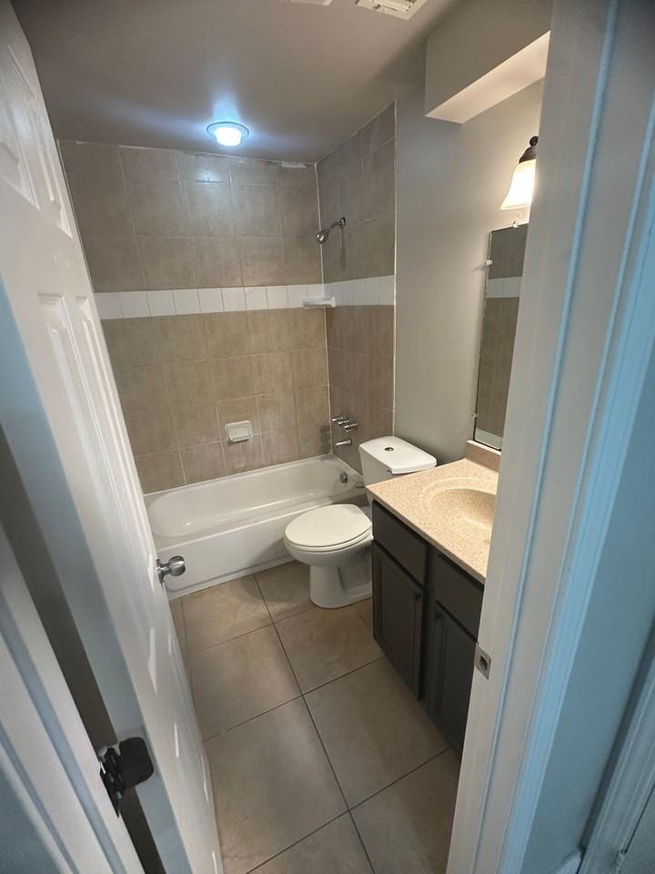 6 Kay Ln ##I - Photo 6 of 6