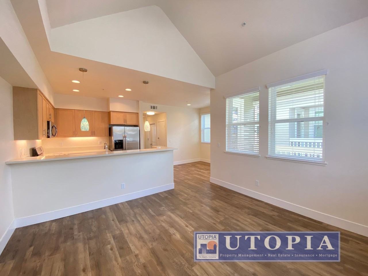 106 Jacobs Ln - Photo 2 of 30