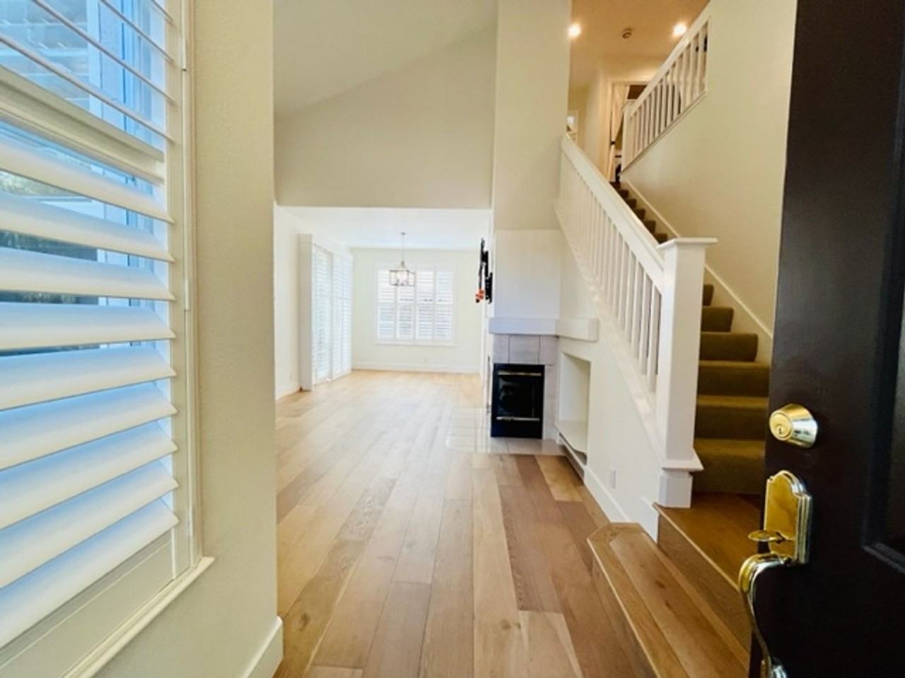 1075 River Rock Ln - Photo 3 of 42