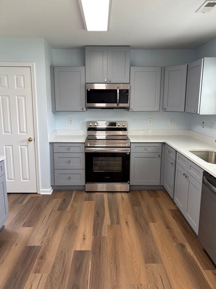 4010 Taylor Oaks Dr - Photo 4 of 20