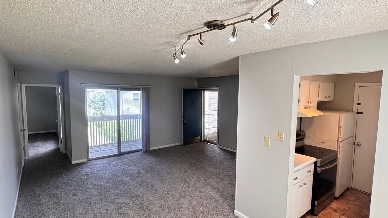 6774 Enchanted Oak Pl - Photo 3 of 14