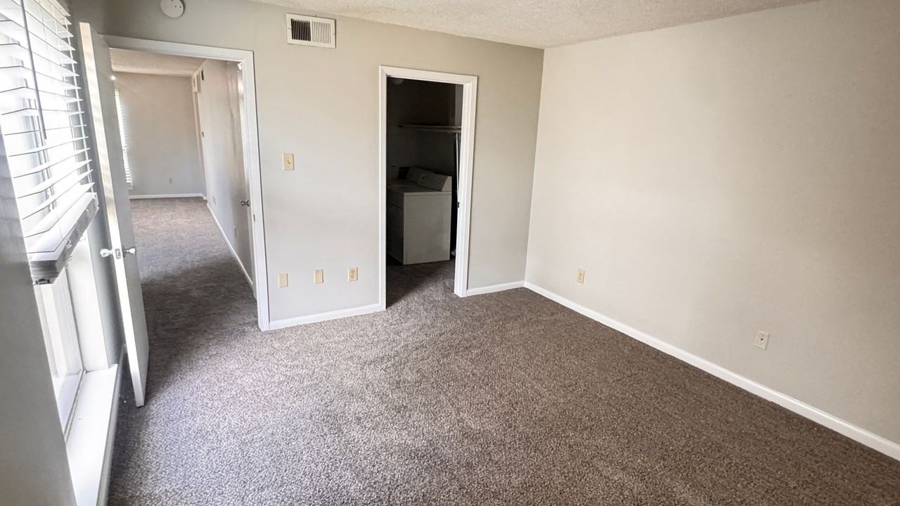 6774 Enchanted Oak Pl - Photo 7 of 14