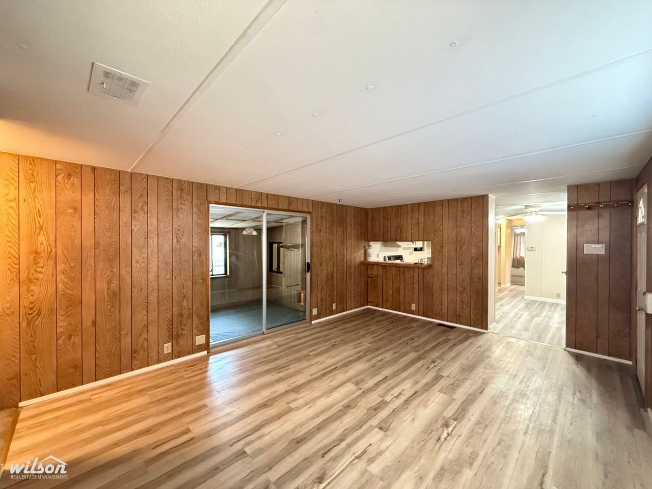 809 W Washington Ave
